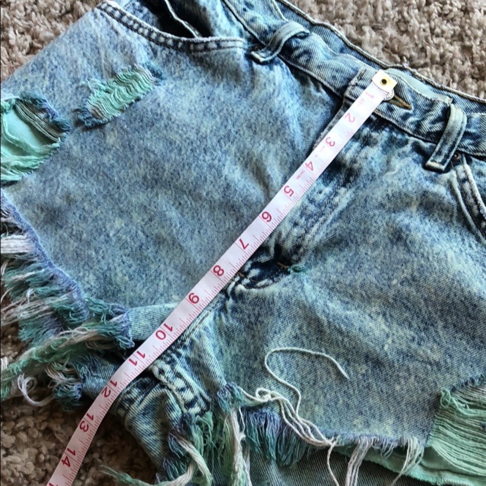 Lee High-waisted Shorts - Picture 3 of 8